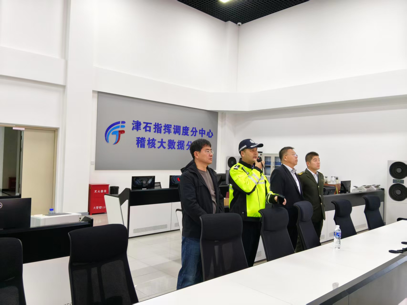 9a61177ed139144a2cc96008c1acb15.jpg