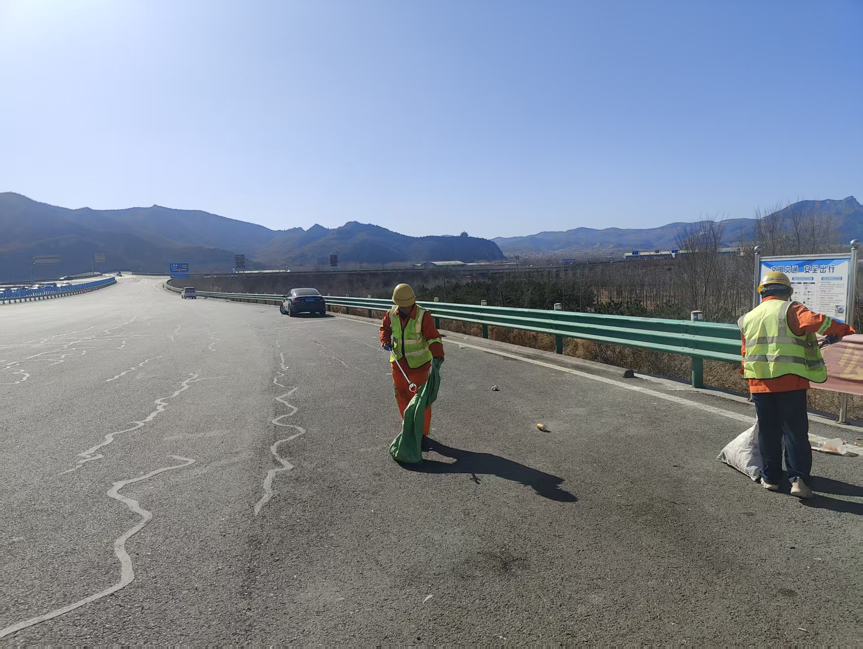 eb6b774769bf42dcfb6b7bf199be60ed.jpg eb6b774769bf42dcfb6b7bf199be60ed.jpg