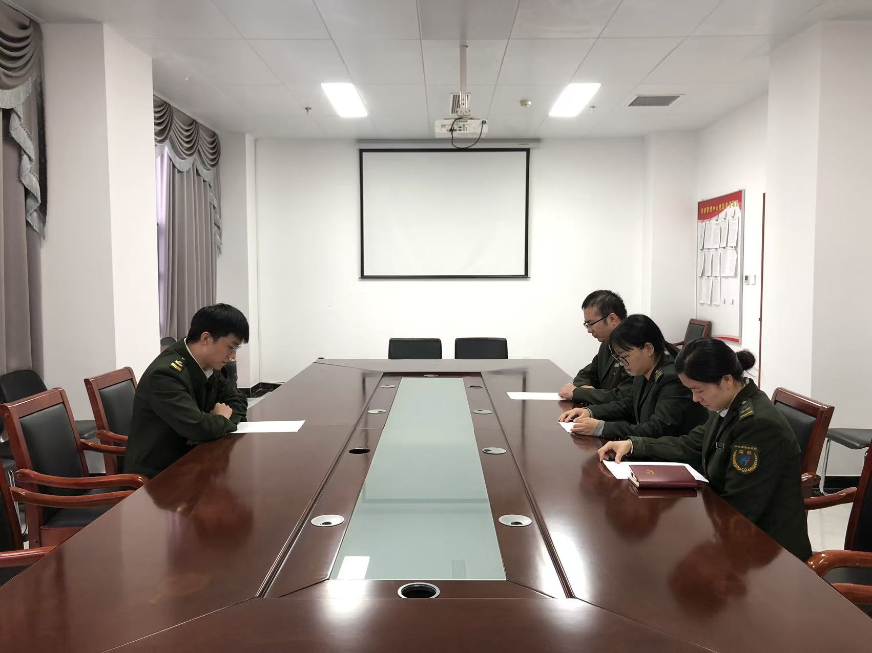 36f905d77ec1d82090b0f53311d3213e.jpg 36f905d77ec1d82090b0f53311d3213e.jpg