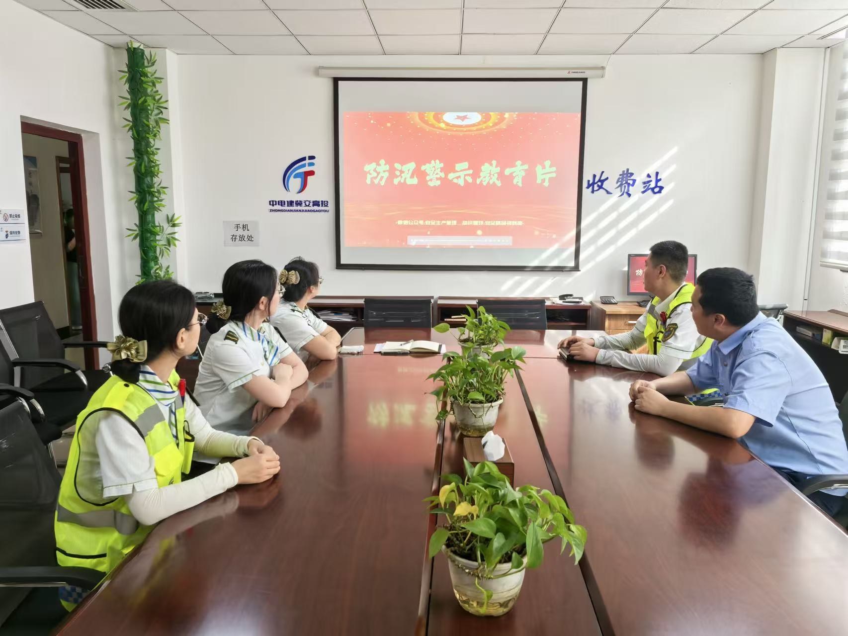 微信图片_20260617152034_382_72.jpg 微信图片_20260617152034_382_72.jpg